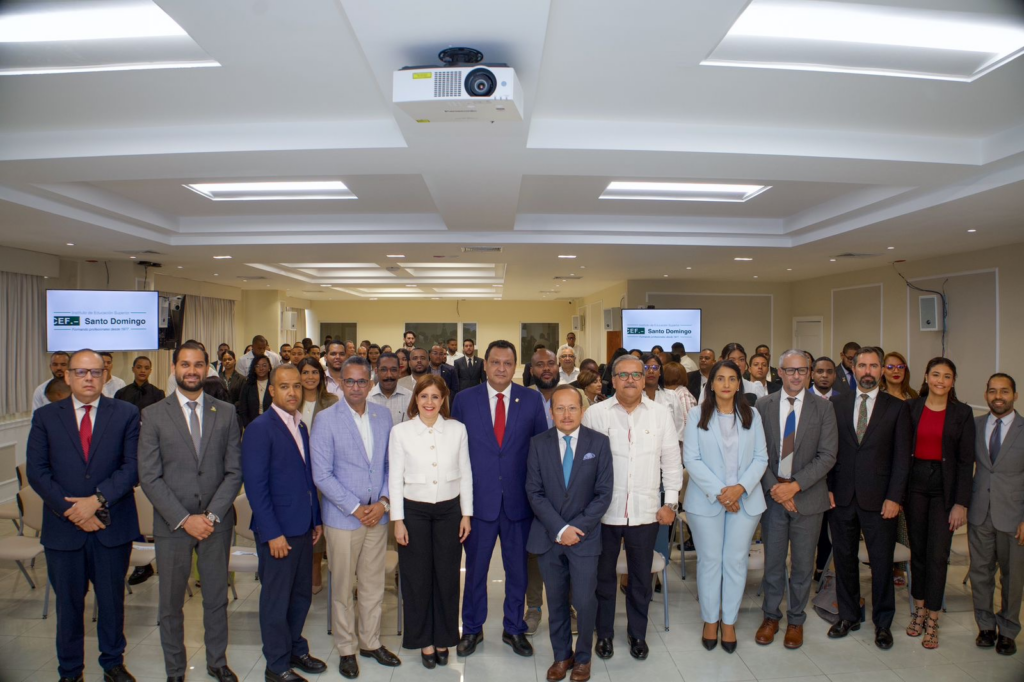 “Lanzan Programa de Fortalecimiento de Liderazgo para Autoridades Electas en RD con Apoyo Internacional”