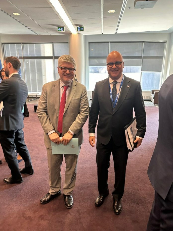 Director del IDAC Igor Rodríguez participa en conferencia de navegación aérea de la OACI en Canadá