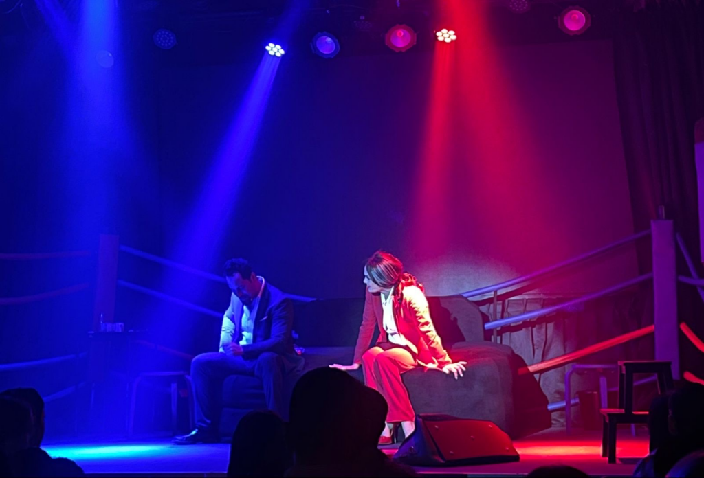 «El Ring del Amor» continúa cosechando éxitos en sus presentaciones en Chao Teatro