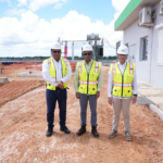 Ministro de Energía y Minas visita parque solar Mirasol de AES, que aportará 100MW al desarrollo del sector energético