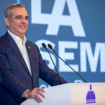 Programas sociales de gobierno a través de Supérate logran independizar económicamente a 142,292 dominicanas y dominicanos.