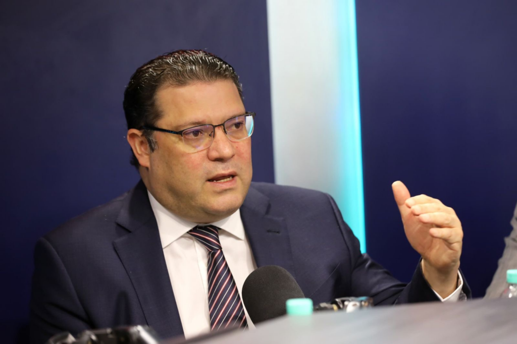 Sanz Lovatón: Modernización fiscal dejará un legado que la sociedad disfrutará por décadas