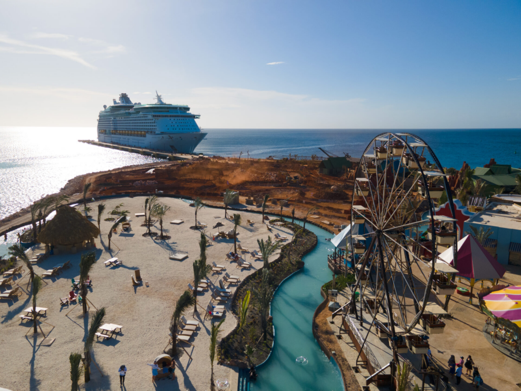 Port Cabo Rojo recibe el cuarto arribo de crucero, reafirmando su compromiso con el turismo sostenible en la región de Enriquillo, en colaboración con Fundación Genera ITM. 