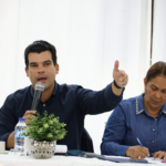 Wellington Arnaud se reúne con representantes comunitarios provincia Duarte