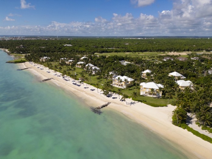 Tortuga Bay Puntacana y The Westin Puntacana en la lista de elegibles para los World’s Best Awards 2025 de Travel + Leisure