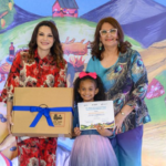 Voluntariado Banreservas premia a los ganadores del concurso Pintura Infantil Navideño Nidia Serra 2024