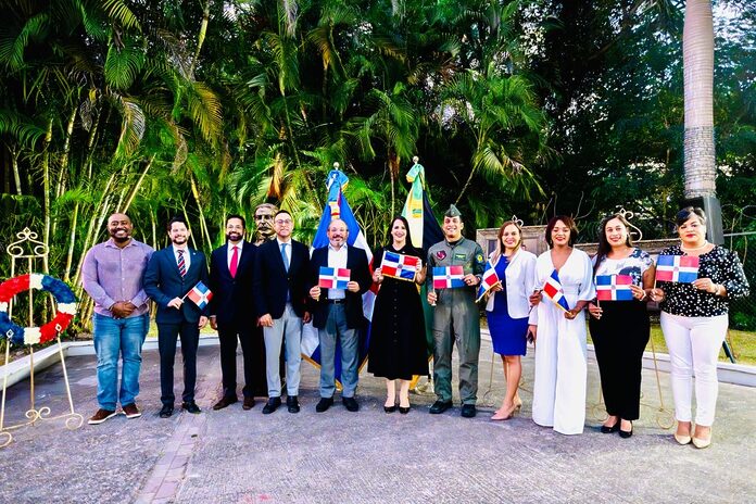 Embajada Dominicana en Jamaica conmemora el 212.º aniversario del natalicio de Juan Pablo Duarte
