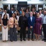 Expertos abogan por un periodismo ético e innovador en panel en la PUCMM