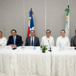 Ministerio de Trabajo y ACIS abordan programas de empleo, reforma laboral y la propuesta de aumento salarial