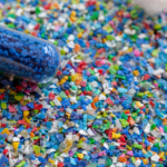 Crean un plástico duradero y reciclable, el primero de su tipo