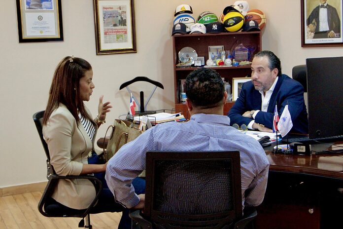 Glorias del deporte, Wanda Rijo, Eva Brito y Cristian Pinales, valoran el programa “Atletas con INEFI”