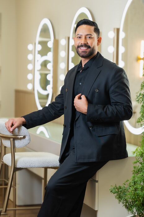 Jhonaly Guzmán lidera el equipo de maquilladores para los Premios Soberano