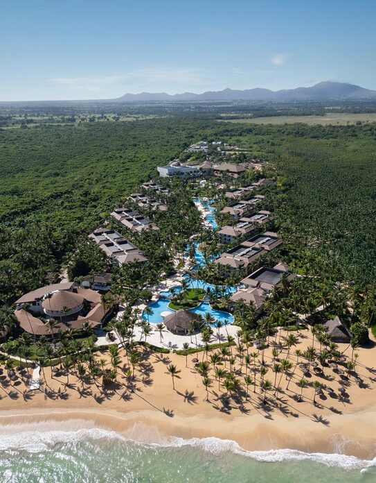 Playa Hotels & Resorts celebra la gran inauguración de Wyndham Alltra Punta Cana
