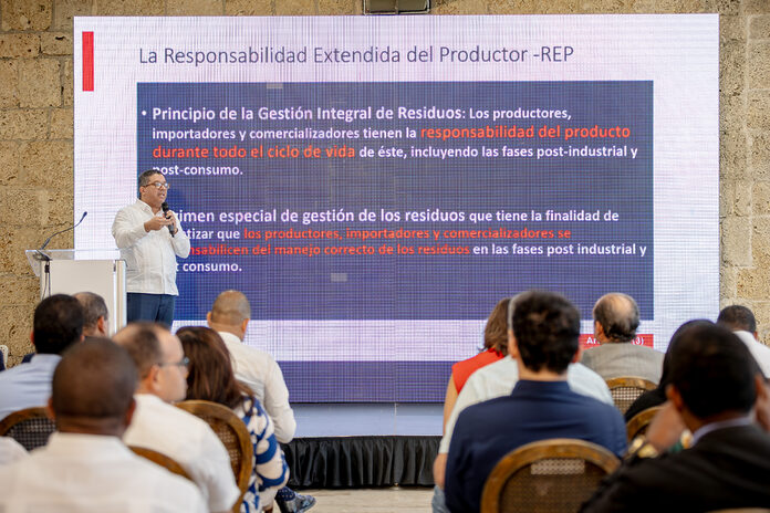 Ministerio de Medio Ambiente lanza consulta pública sobre responsabilidad de productores y comerciantes en manejo residuos sólidos