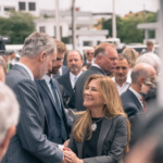 Rey de España, Abinader y Carolina Mejía inauguran monumento a la paz y la libertad en Malecón de SD