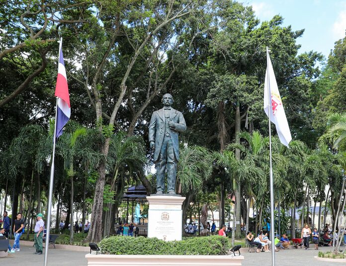 Vicepresidenta Raquel Peña inaugura obras de revalorización en el Centro Histórico de Santiago