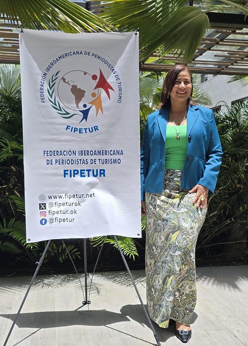 La periodista dominicana Yenny Polanco Lovera fue elegida presidenta de FIPETUR