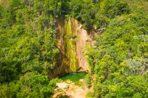 Salto del Limón Destinos de Río en RD