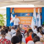 Ministro Paliza encabeza entrega de hogar de día para adultos mayores en el Nuevo Domingo Savio
