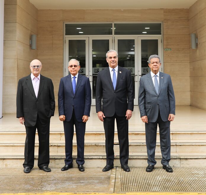 Presidente Abinader convoca a la unidad nacional ante crisis de Haití: “Este es un deber que trasciende generaciones y colores políticos”