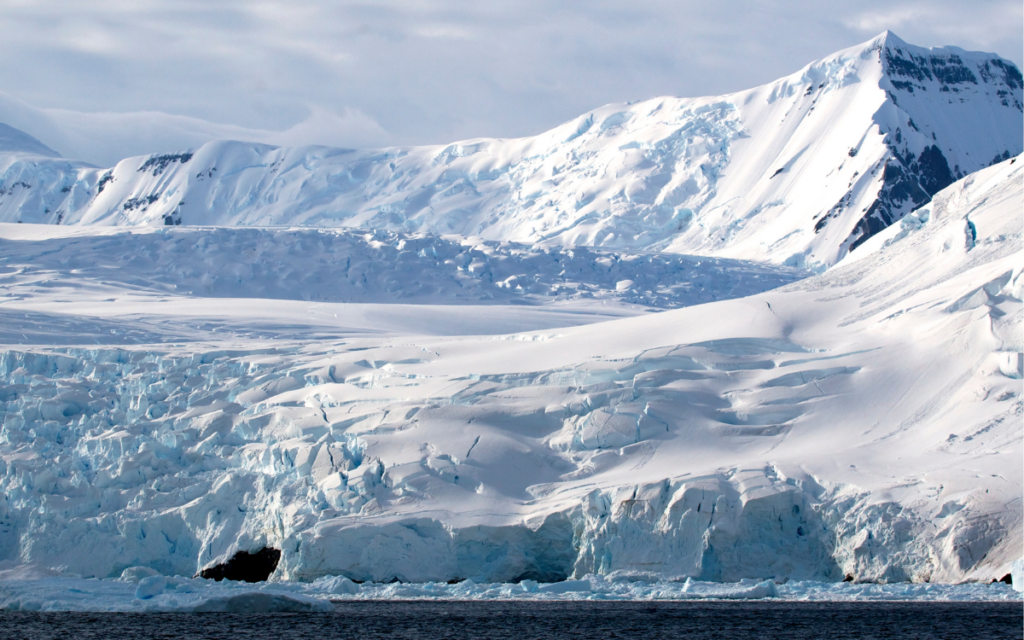 La Antártida ganó 200 mil millones de toneladas de hielo durante los últimos dos años