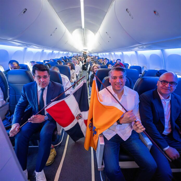 David Collado inaugura vuelo a Nueva York de Arajet