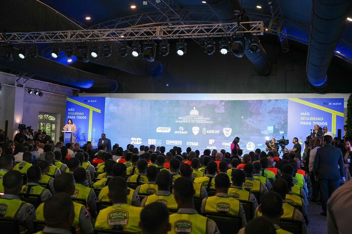 Gobierno presenta nueva estrategia integral para la gestión del tránsito en el Gran Santo Domingo Santo Domingo.-
