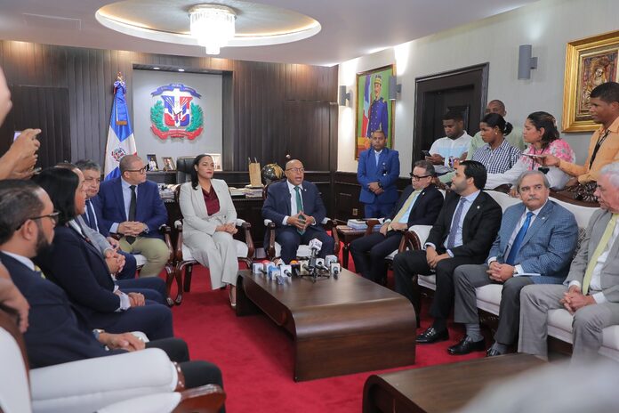 Congreso solicitó al presidente Abinader extensión de legislatura 