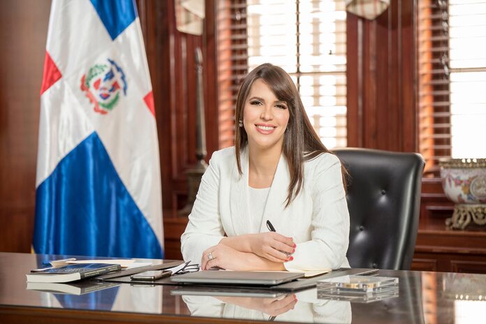 Jamaica acepta iniciar proceso de regularización para dominicanos en situación migratoria irregular, tras gestiones de la Embajada Dominicana