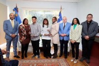 Reconocen excelencia de estudiantes dominicanos en Chile