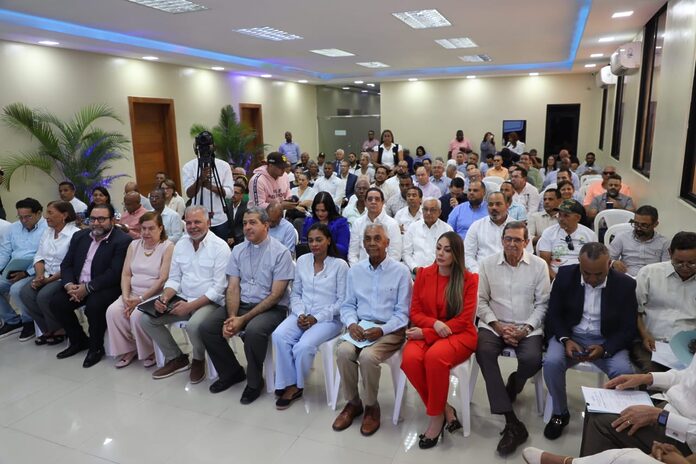 EGEHID socializa proyecto presa Guaigüí y juramenta comisión de veedores