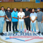 Asociación de Jugadores de Baloncesto de Yamasá reconoce a Víctor Pichardo por su apoyo al deporte