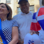 Eric Adams reafirma su amor por la República Dominicana en la Gran Parada Dominicana de NY