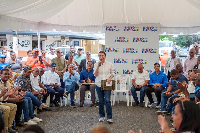 Carolina lleva soluciones al ensanche Espaillat