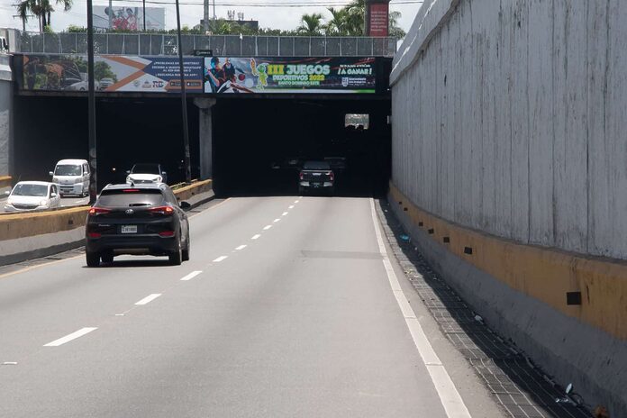 Obras Públicas cierra de manera preventiva el Túnel de Las Américas por efecto de vaguada
