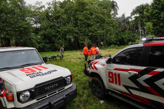 Drones del 911 son utilizados para realizar entrega de kits de raciones crudas a familias incomunicadas en Santo Domingo Norte