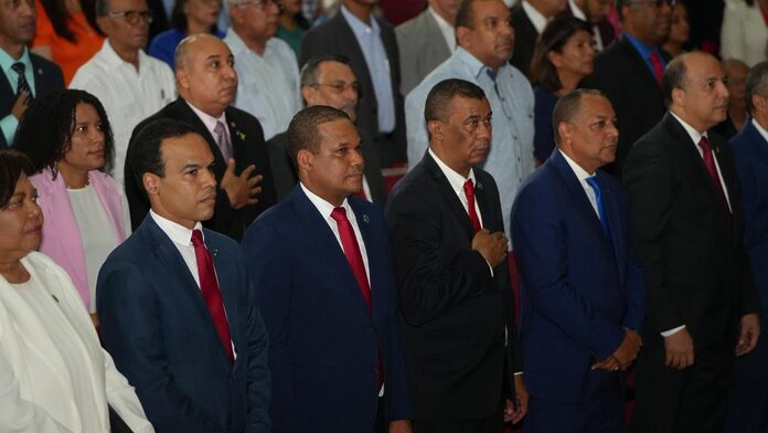 Movimiento Triunfo proclama a Radhamés Silverio como candidato a la Rectoría de la UASD