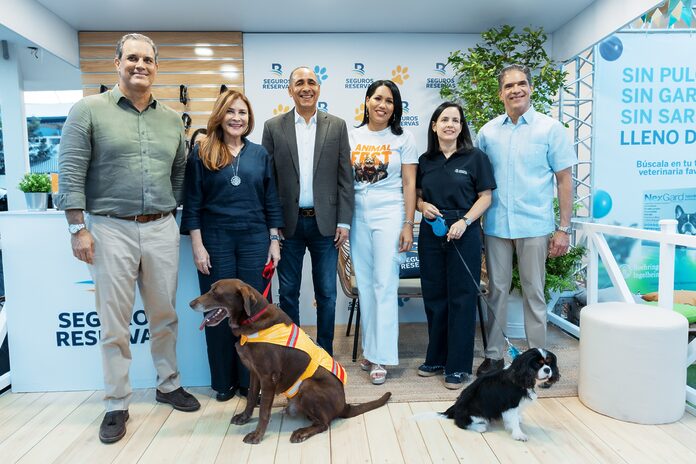 Carolina es reconocida por su labor sostenida con jornadas de bienestar animal