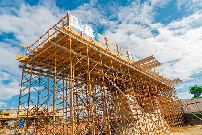 Ministros Paliza y Estrella supervisan avances de la Circunvalación de Navarrete y Moca