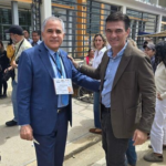 Fausto Liz acompaña a Rodrigo Paz durante la segunda vuelta de las elecciones presidenciales en Bolivia