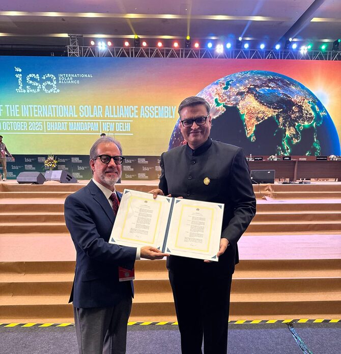 La República Dominicana ratifica su adhesión a la Alianza Solar Internacional (ISA).Un paso histórico hacia la diplomacia energética sostenible y el liderazgo climático del Caribe.