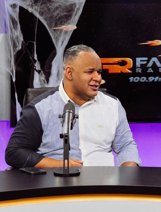 Omar Fernández: sin apoyo de su partido, pero con el respaldo del pueblo