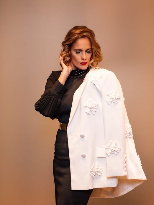 Cuando la elegancia sostiene a un país: raíces, legado y marca cultural a 60 años de Óscar de la Renta