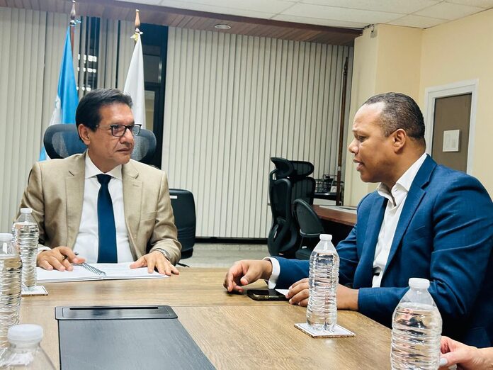 Jefe misión COPPPAL se reúne con autoridades electorales hondureñas (CNE y TJE) para fortalecer el proceso electoral.