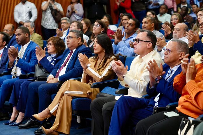 Gómez Mazara presenta una gestión sin precedentes en Indotel: más logros en 17 meses que en gobiernos anteriores