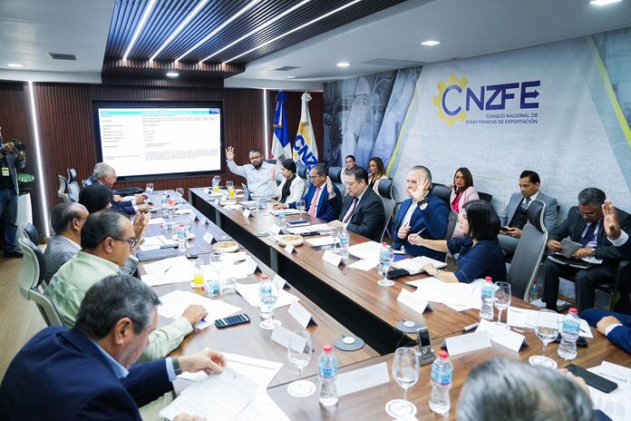 Yayo anuncia innovaciones en consejo de Zonas Francas e inversión superior a RD$800 millones
