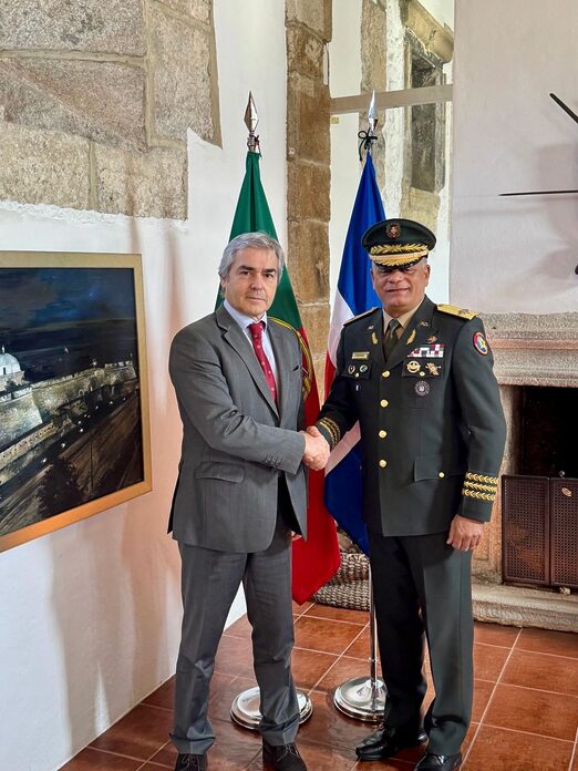 República Dominicana y Portugal firman contrato para adquisición de cuatro patrulleros de altura Clase “Tejo”