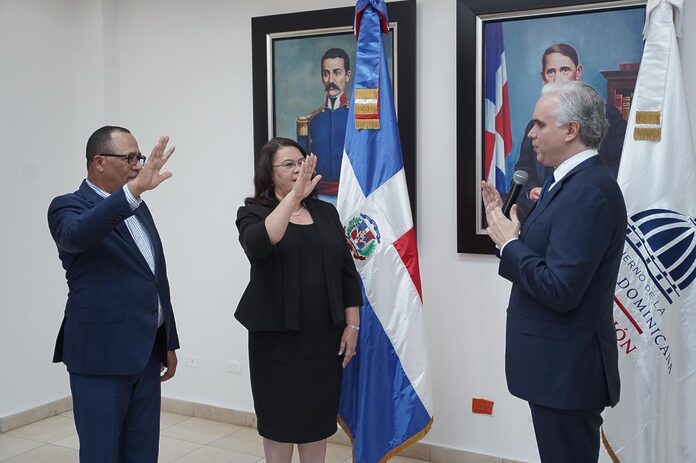 Consejo Nacional de Educación aprueba Estrategia de Educación Digital y socializa propuesta para regular uso de celulares en las escuelas