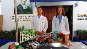 Estudiantes brillan en feria científica Stem en Santiago