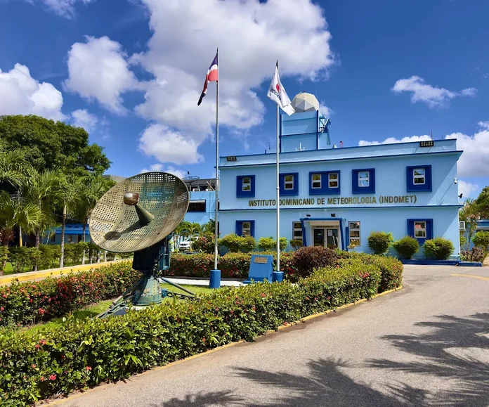 Indomet prevé chubascos en la mañana y aguaceros en la tarde en varias provincias del país 